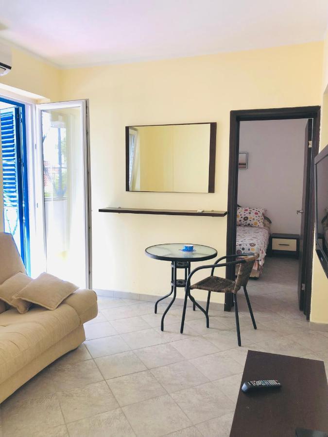Rafailovici Holiday Apartments 外观 照片