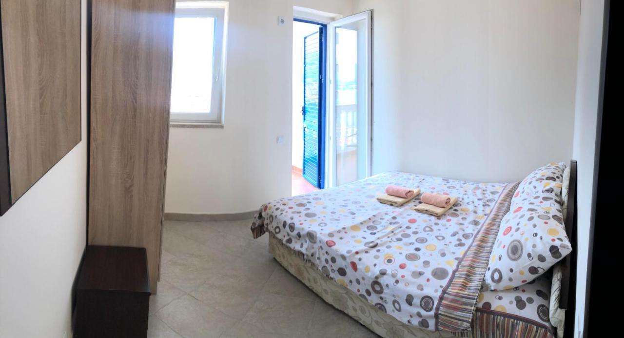 Rafailovici Holiday Apartments 外观 照片